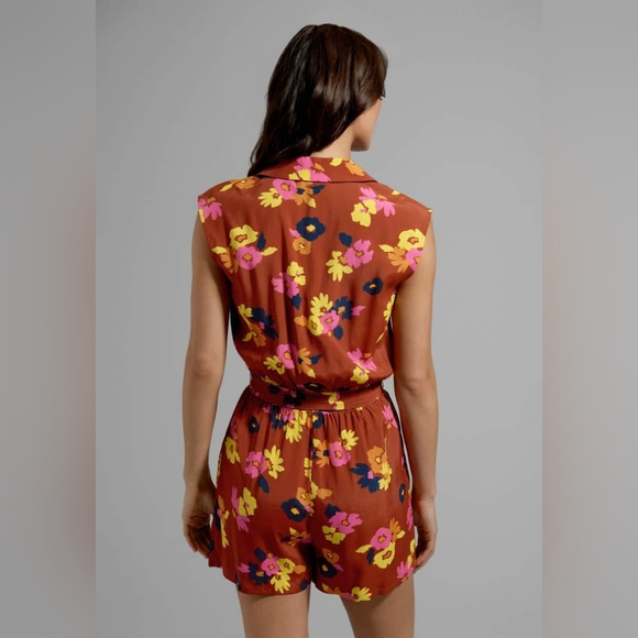 Modcloth Read It and Steep Romper Rusty Orange Floral Women's Plus Size 3X - Picture 4 of 10